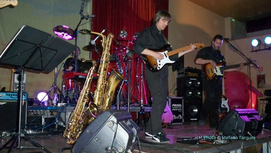 live 27 Nov.