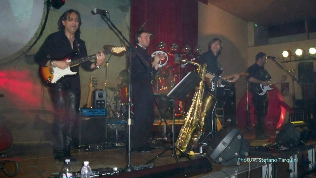 live 27 Nov.